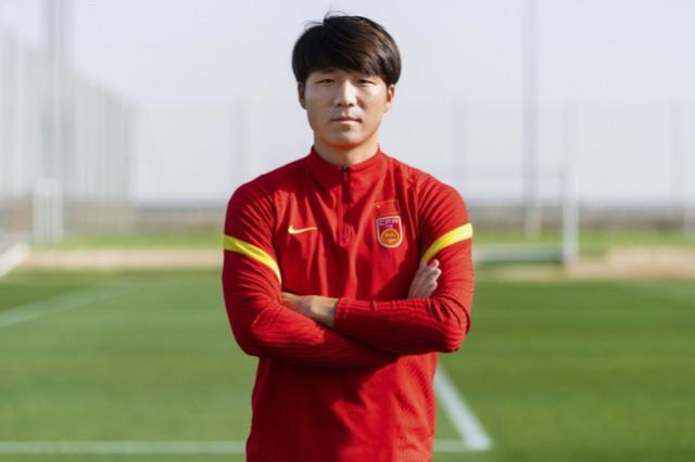 pp电子试玩-李铁爱将重伤造后防变数 中叙战张琳芃重回边路？